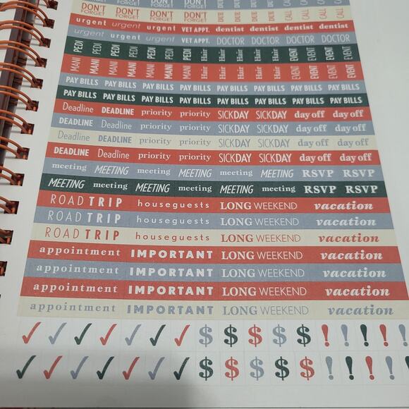 Andrews McMeel Posh Deluxe Organizer 17-Month 2022-2023 Monthly/Weekly Planner - Picture 4 of 16